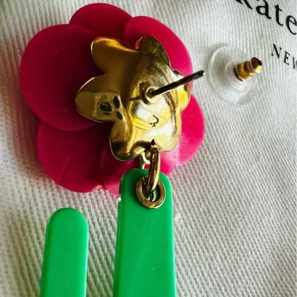 Kate Spade ♠️ scenic route cactus 🌵 🌺& statement earrings. - Picture 4 of 6